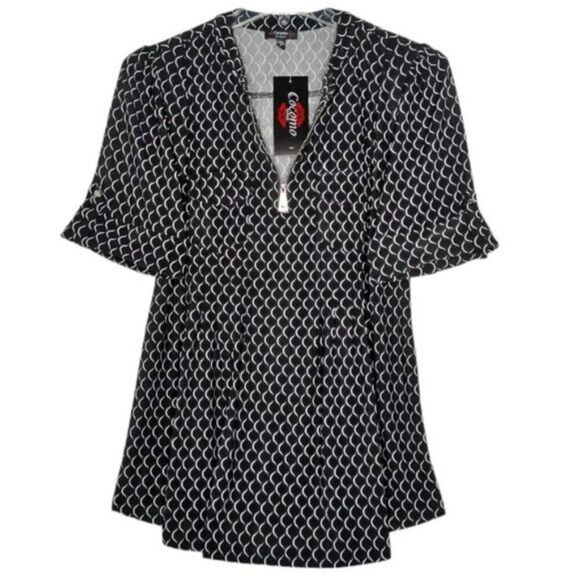 Cocomo Women's Plus Size 2X Black & White Geo Print Pintuck Short Sleeve Top - Picture 1 of 7
